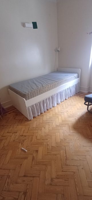 Cama solteiro IKEA MALM modelo antigo