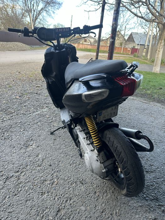 Продам мопед Aprilia gen 3