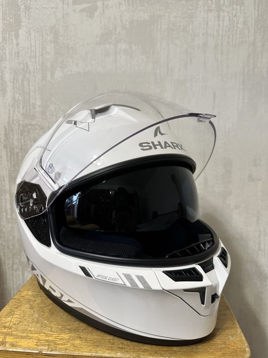 Мотошолом shark skwal I3 blank sp білий. розмір s