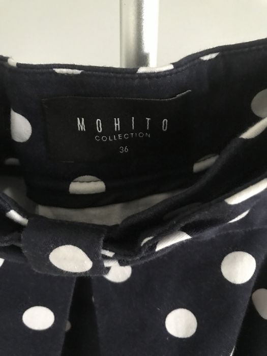 Spódnica w grochy marki Mohito