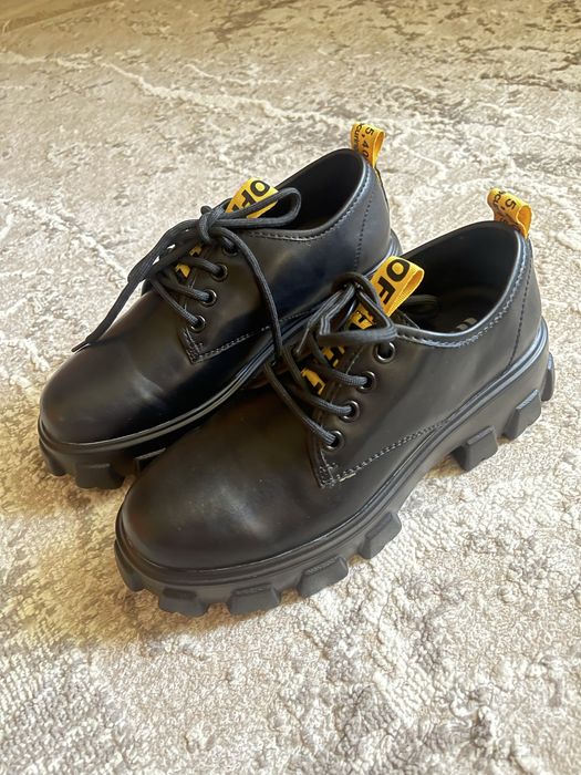 Продам шкіряні лофери