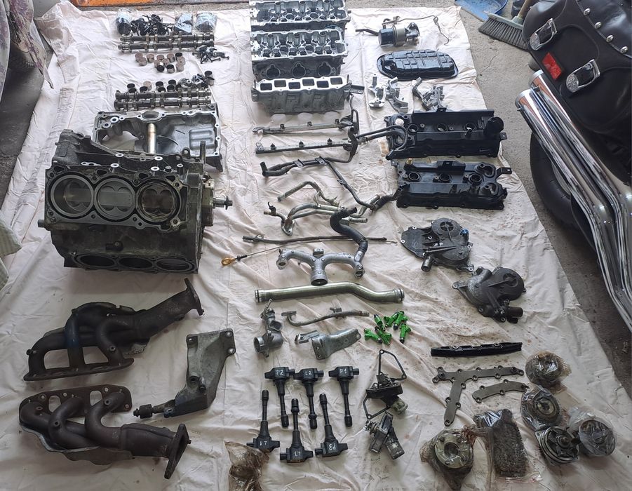 Części silnika VQ35HR infiniti nissan, wał, głowica, blok, wałki,