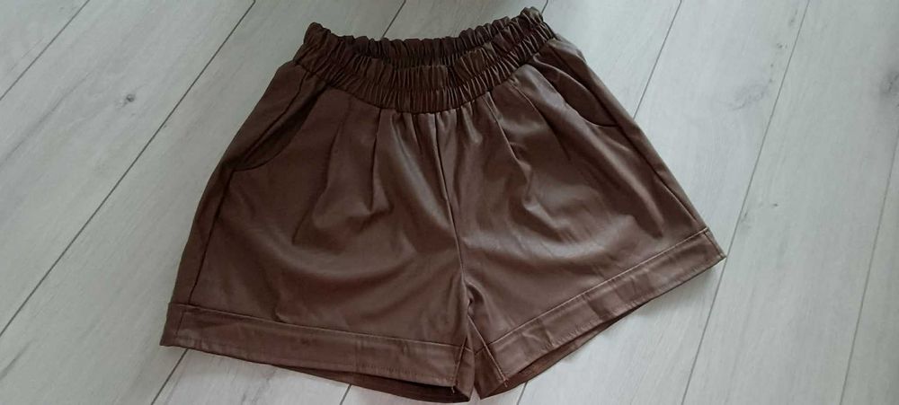 Spodenki ekoskóra, czekoladowy brąz, rozmiar 38, bardzo dobry stan