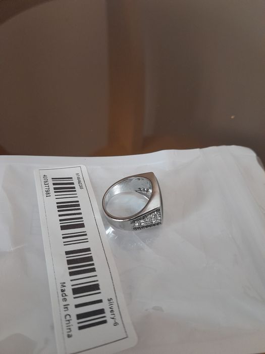 Sygnet srebny .Stal nierdzewna..Nowy