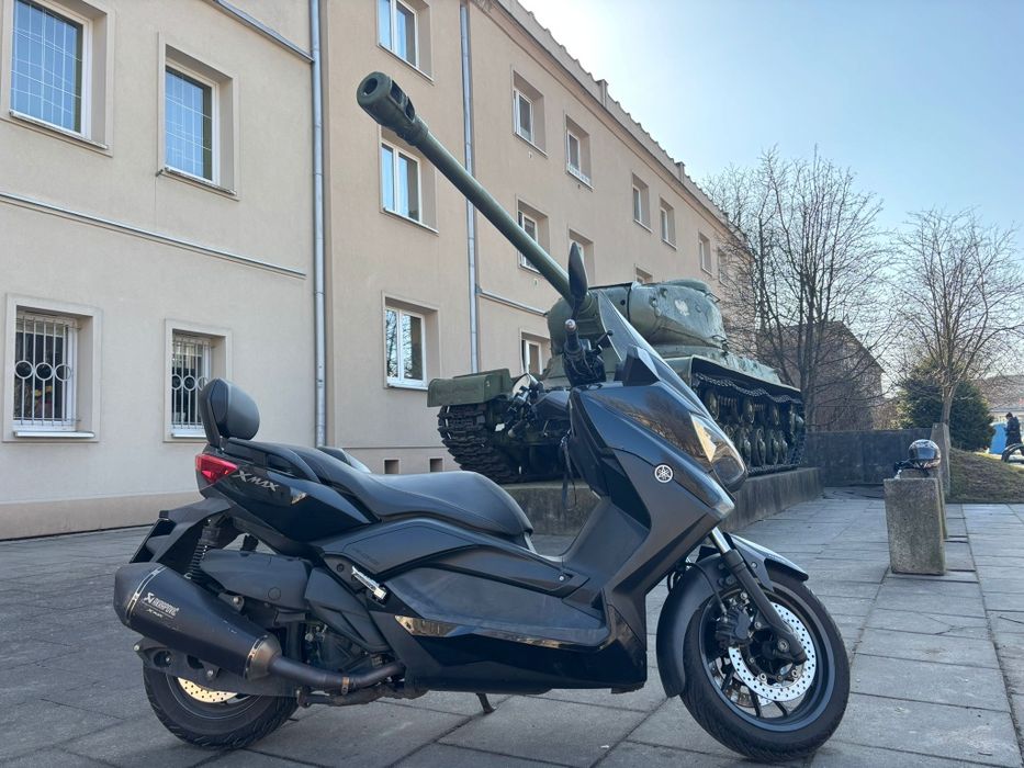 Yamaha X-MAX 400