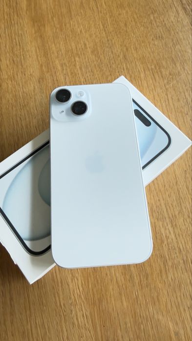 iPhone 15   128GB