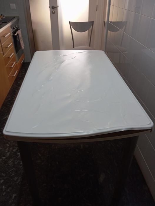 Mesa de cozinha extensível