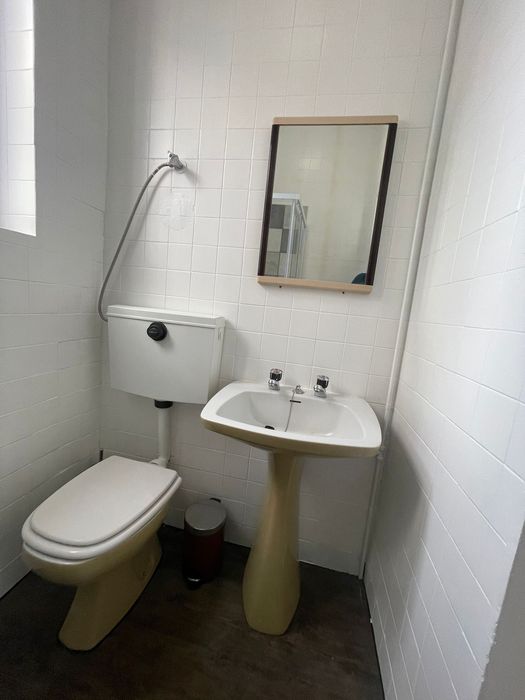 Quarto com casa de banho privativa - PORTO