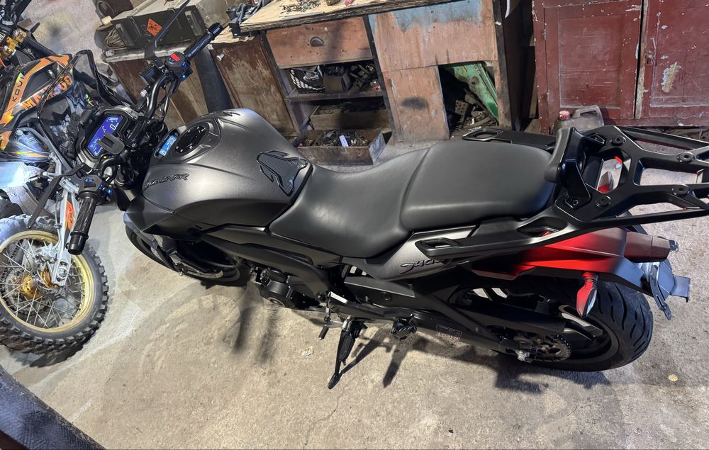 Bajaj Dominar 400 UG2 2022