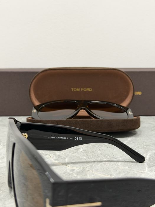 Сонцезахисні окуляри Tom Ford TF1044