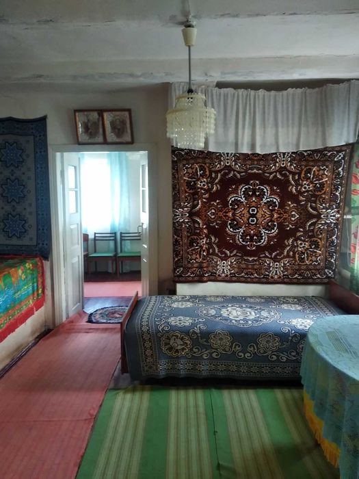 Продається будинок для спокійного життя — затишок, ліс, ставок