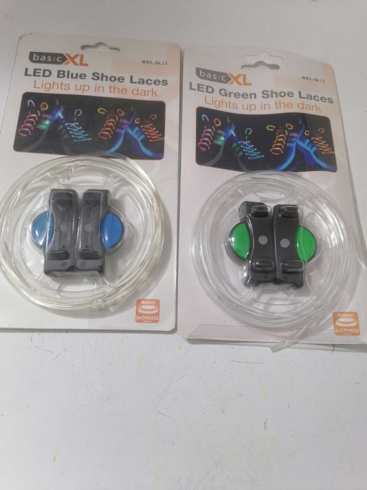 Adaptador com luz LED para calçado
