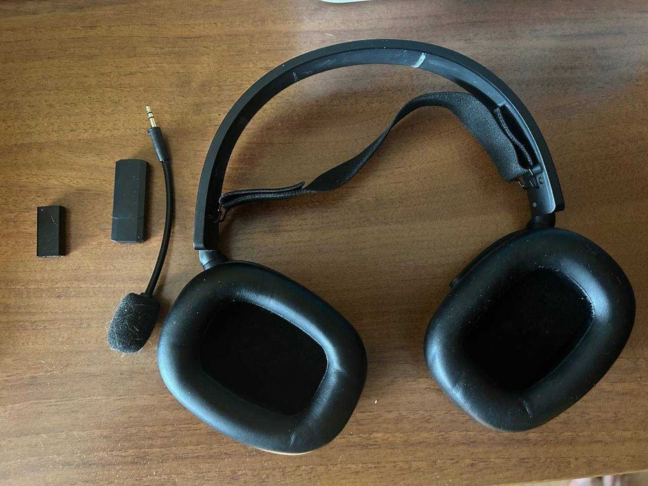 Наушники HATOR Phoenix Wireless RGB Tri-mode