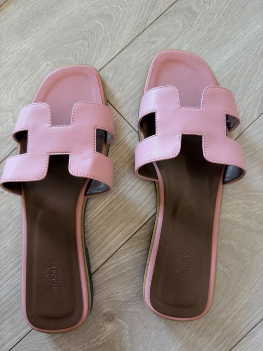 Шкіряні шльопанці  Hermes Oran рожеві,шкіра, оригінал (розмір 40)