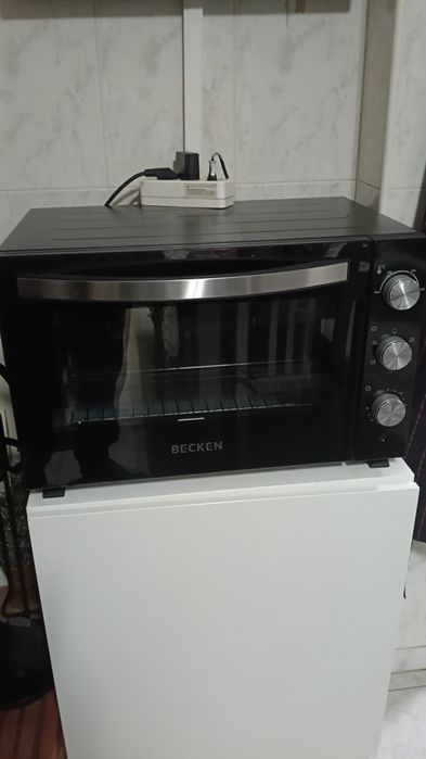 Forno com apenas  2 utilizações