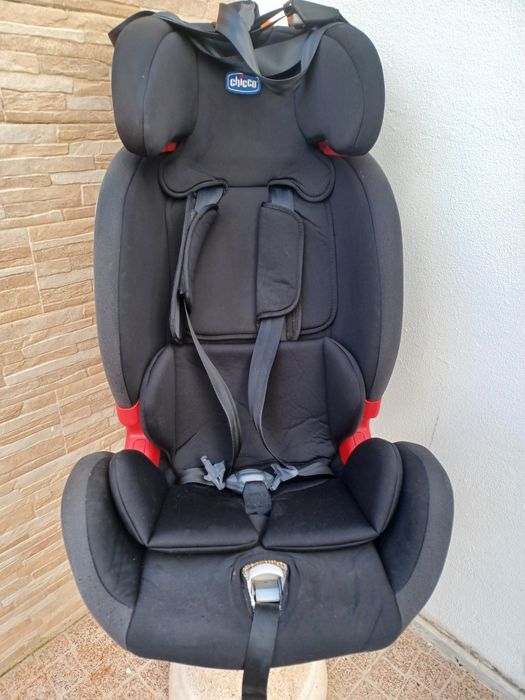 Cadeira auto Chicco com isofix
