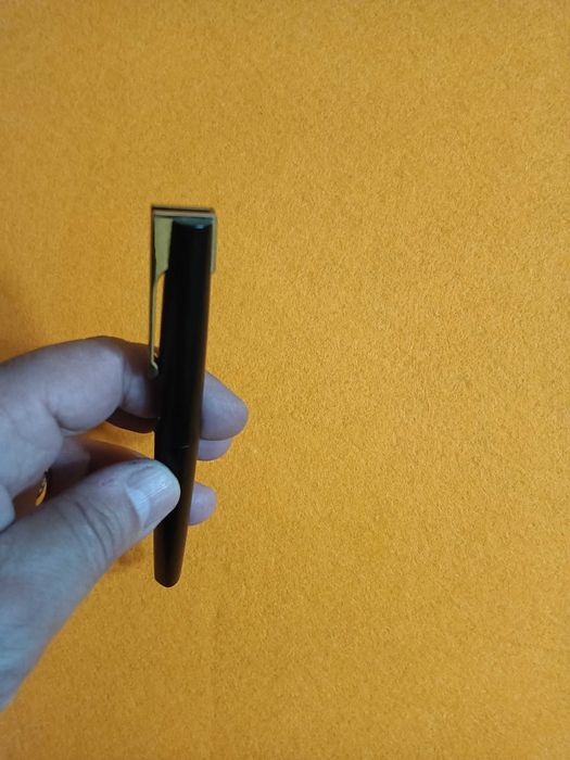 Caneta Waterman 21 MAN, aparo em ouro