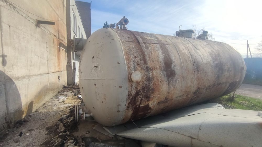 Ёмкость биметаллическая,нержавейка,ресивер,воздухосборник 25м.куб.