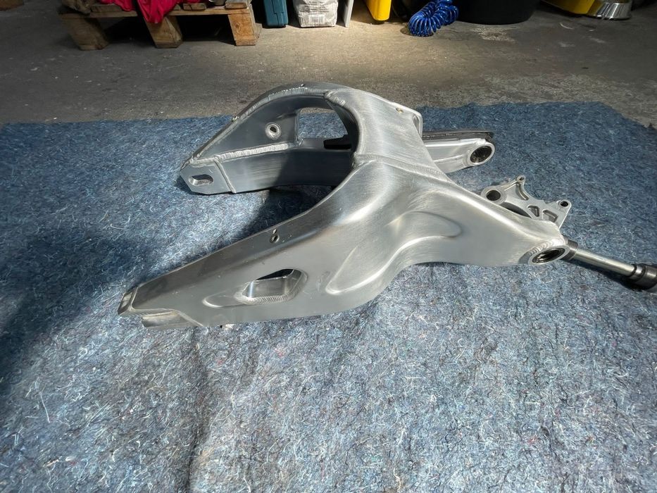 Braço oscilante para Honda VTR SP 2.