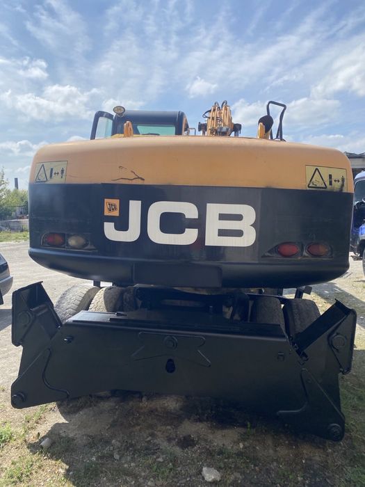 Колісний Екскаватор JCB