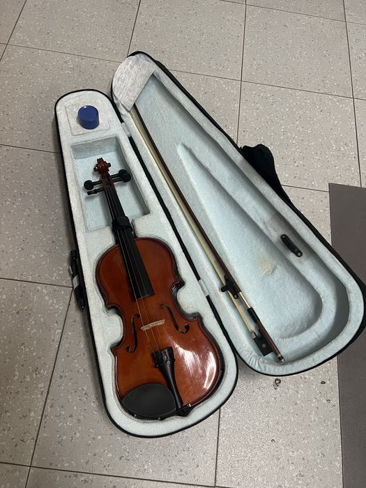 Violino 3/4 com estojo