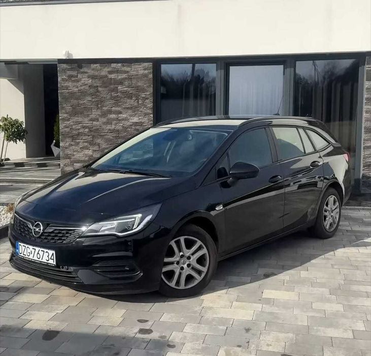 Wypożyczalnia samochodów