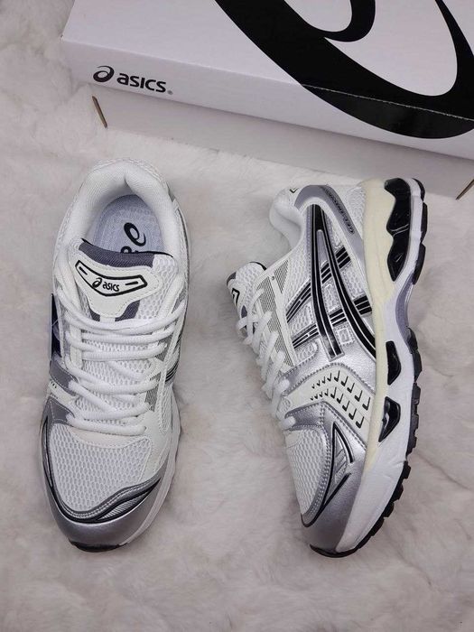 Кросівки Asics Gel-Kayano 14 білі/срібні сітка унісекс 37-41 без передоплати