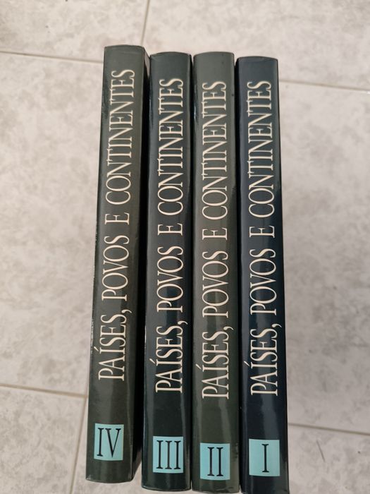 Coleção de livros Países, Povos e Continentes