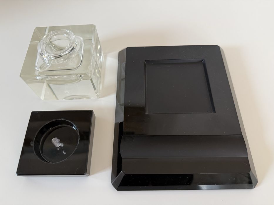 Kałamarz ze szkła fasetowanego w stylu art deco z lat 30-tych XX w.