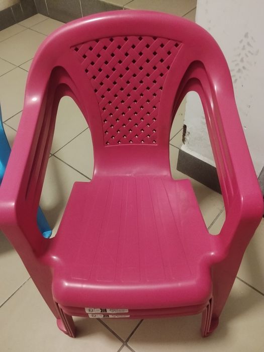 Krzesło plastikowe 4szt.