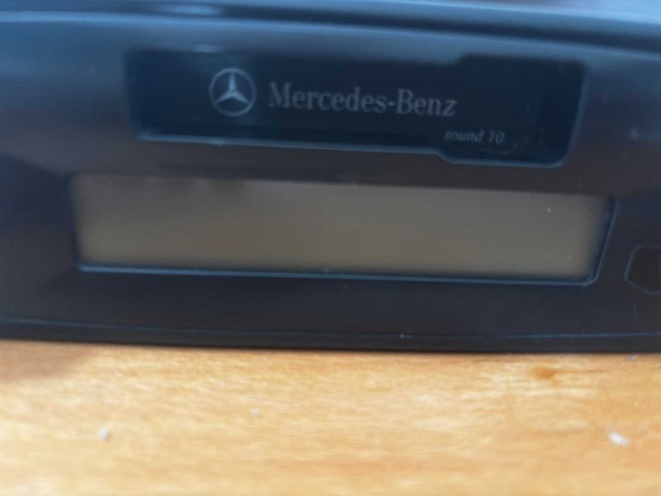 Auto Rádio Original Mercedes Vito W639 com Código