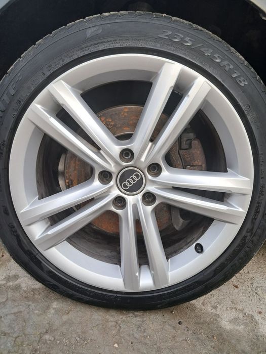 Продам диски  R18 Passat d7.d6 Audi Skoda