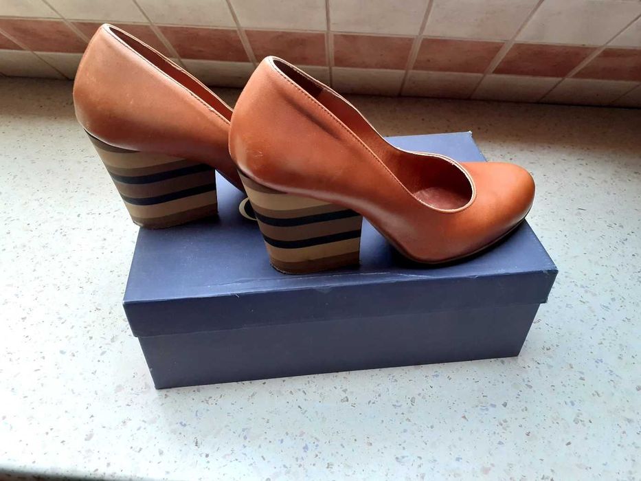 Buty  damskie 39