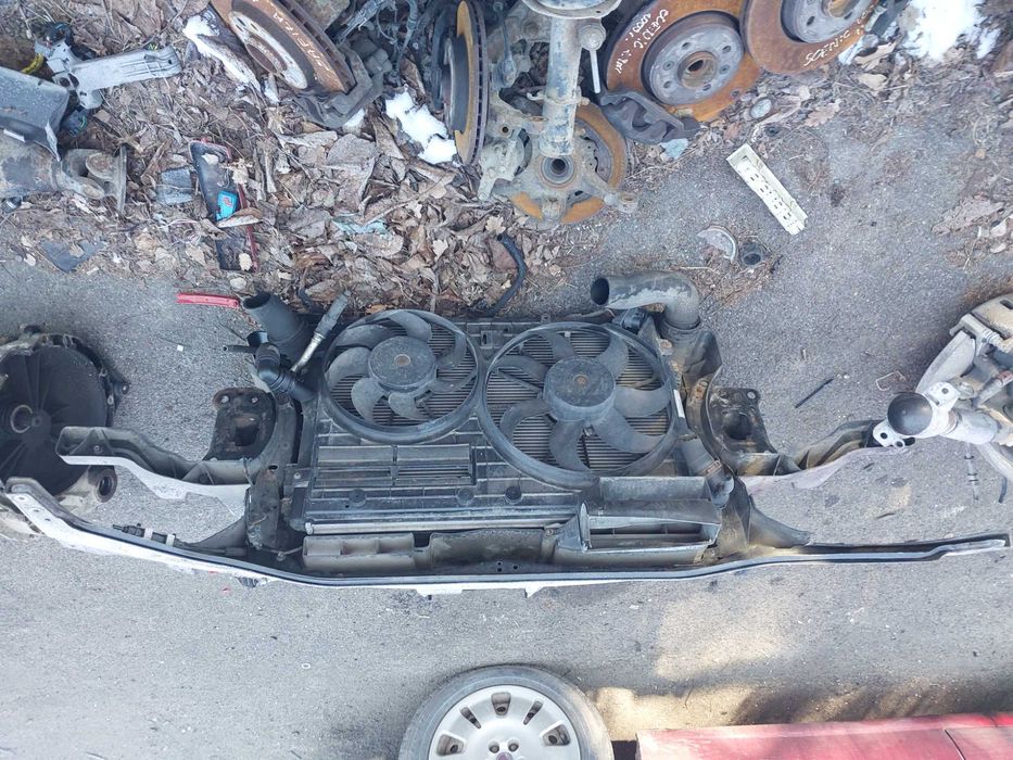 Pas przedni wzmocnienie chlodnice kpl  vw passat b6 2.0tdi
