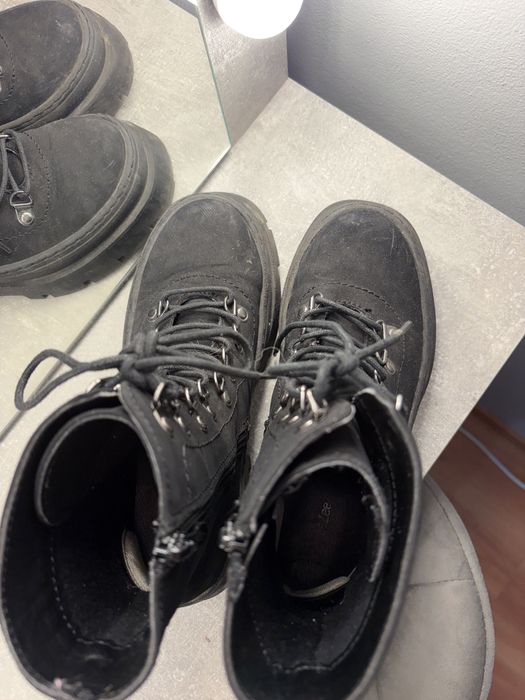 Buty zimowe / jesienne trepy / botki czarne wiązane