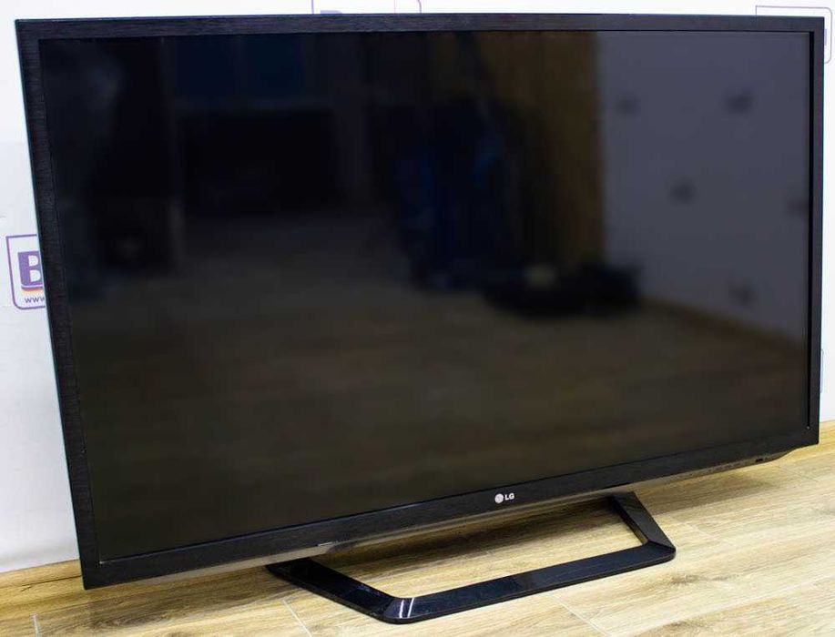 Vendo LG 47LM620S 47" 100% Perfeita + Extras