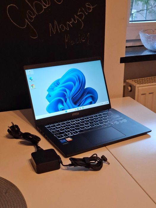 MSI Modern 14 i5-1235U/16GB/512/Win11