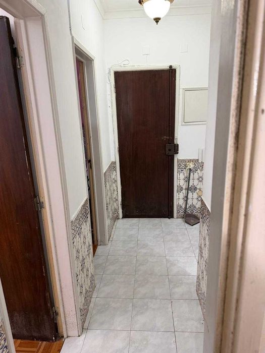 Arrenda-se apartamento T3 – Mem Martins