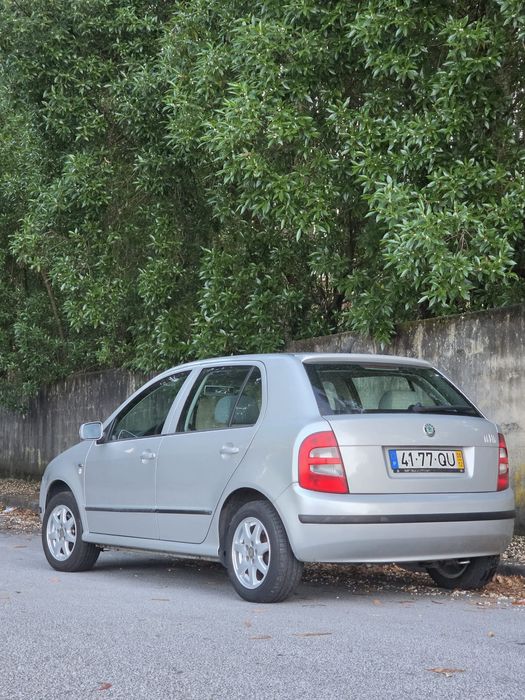 Skoda Fabia 1.4 MPI | 170.000km | Mecânica em Dia (Revisto)