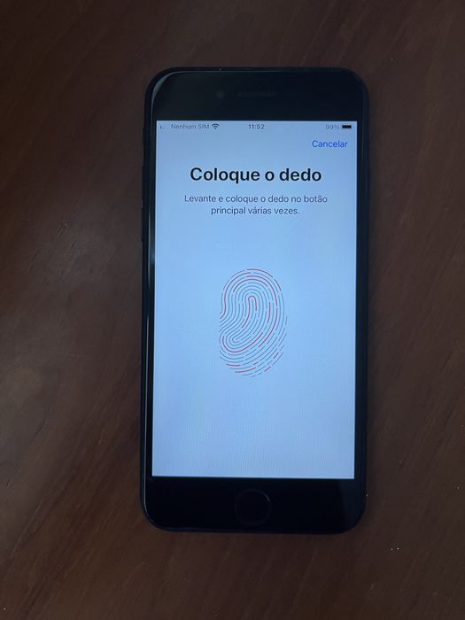 iPhone SE 2020 64gb em excelente estado