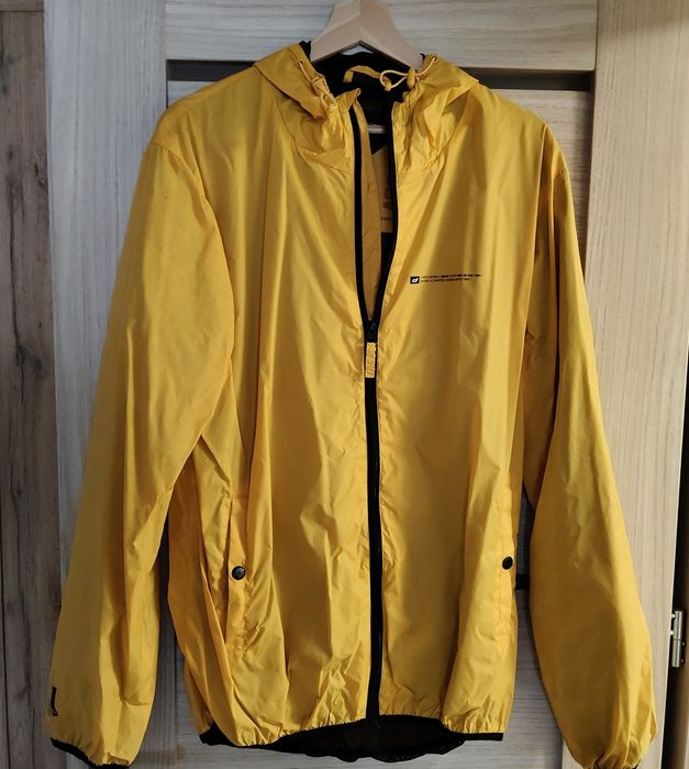 kurtki wiatrówki rozm L - unisex