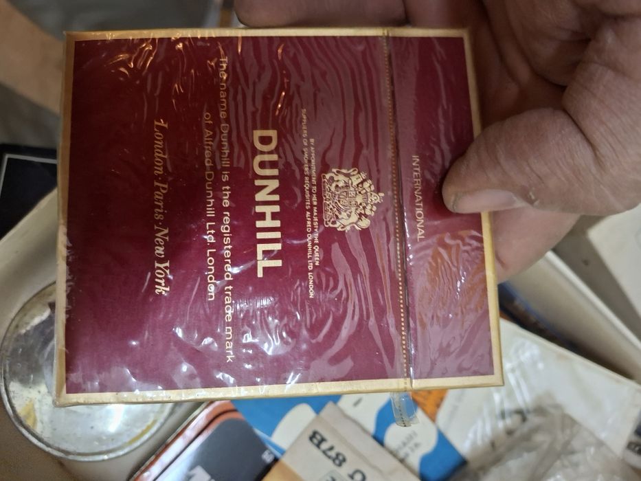 Tabaco vintage selado dunhill