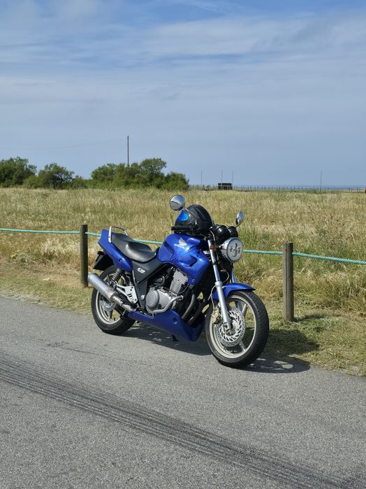 Honda CB500 | + Extras (Reservado)
