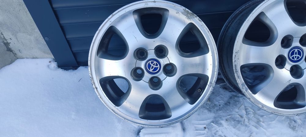 Felgi aluminiowe z  toyota Avensis Verso 16x6.5j 5x114.3