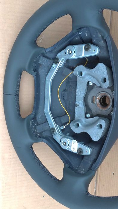 Volante reconstruido Mercedes Vito 110,112CDI (W638). 1997/2003.