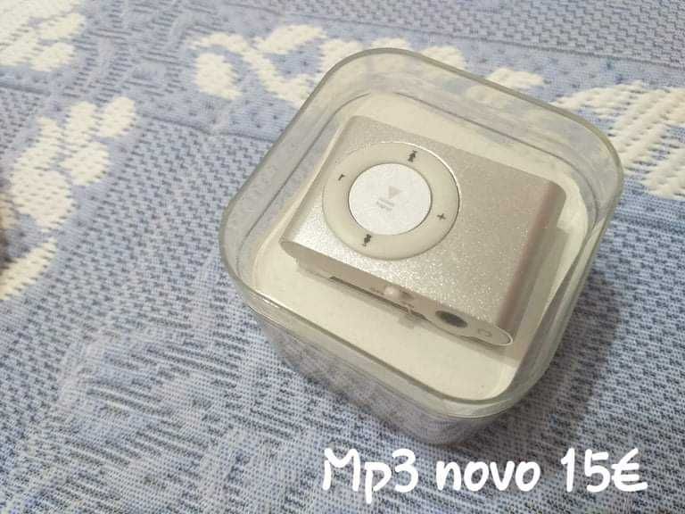 Mp3 cinzento em caixa