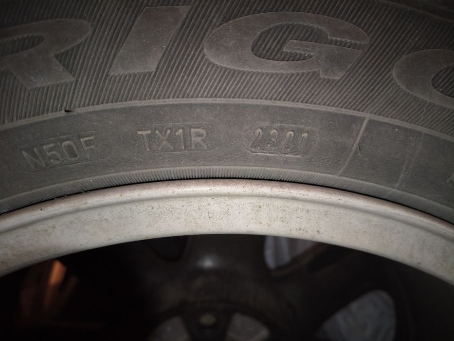 Felgi Audi plus opony zimowe 205/55 super stan