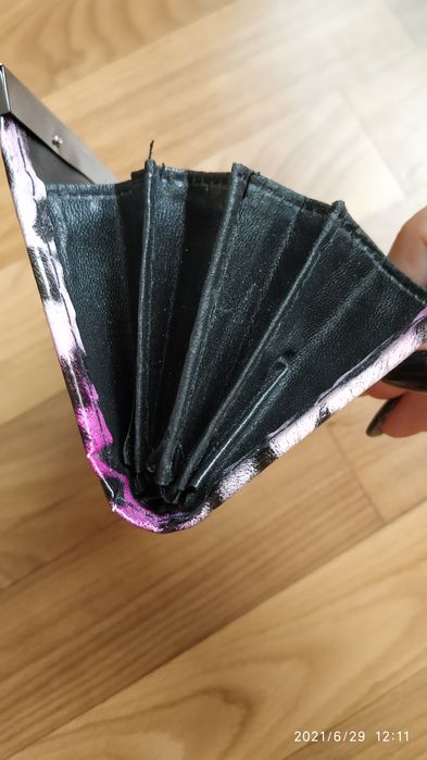 Леопардовый лаковый кошелек