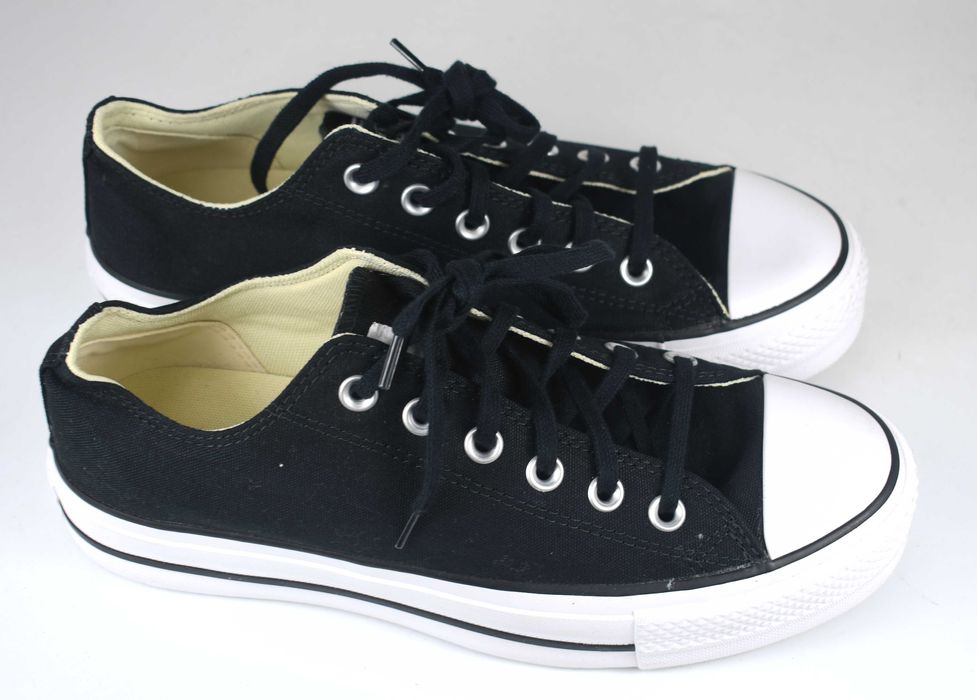 Używane trampki Converse Chuck Taylor All Star Lift 560250C roz. 40