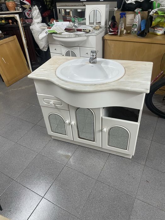 Moveis de casa de banho da roca com espelho